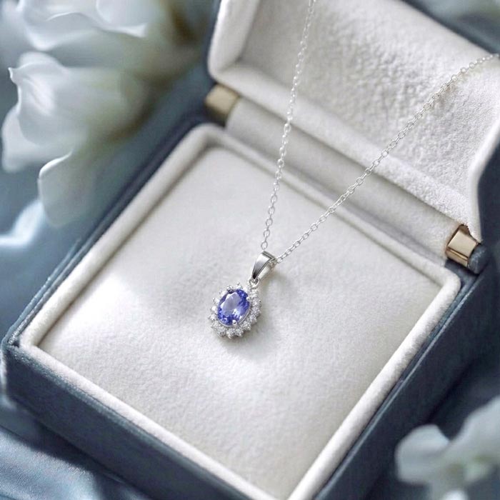 925 Silver Natural Tanzanite Stone Pendant
