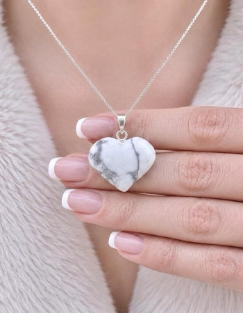 925 Sterling Silver Howlite Stone Pendant - Heart of Love