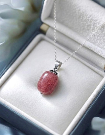 925 Sterling Silver Natural Strawberry Necklace