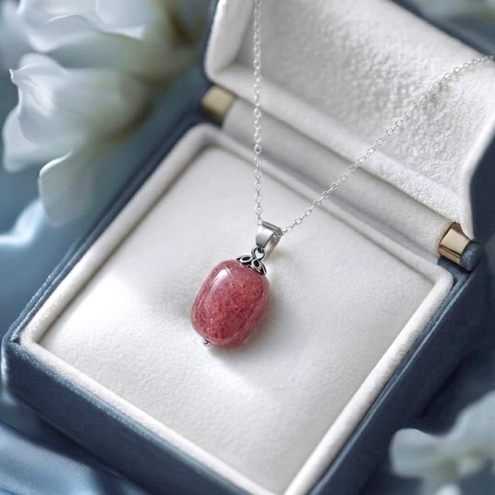925 Sterling Silver Natural Strawberry Necklace