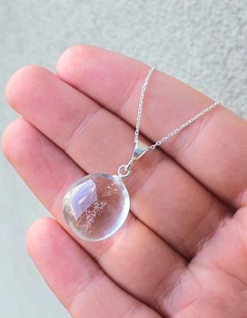 925 Ayar Gümüs Kristal Kuvars Taşi Kolye