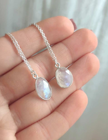 925 Ayar Gümüş Ay Taşı Kolye