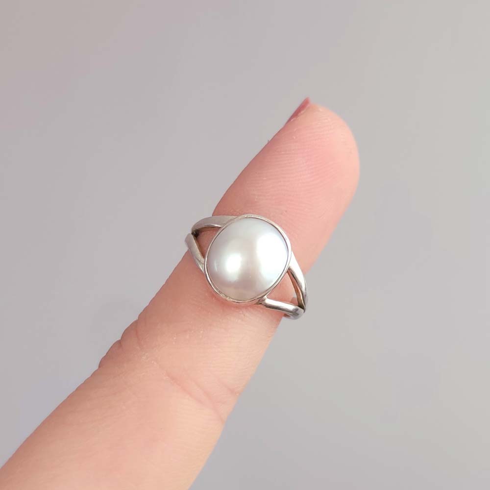 Pearl Ring Fresh Water Pearl Sterling Silver Ring Dainty Ring Simple Ring —  Discovered