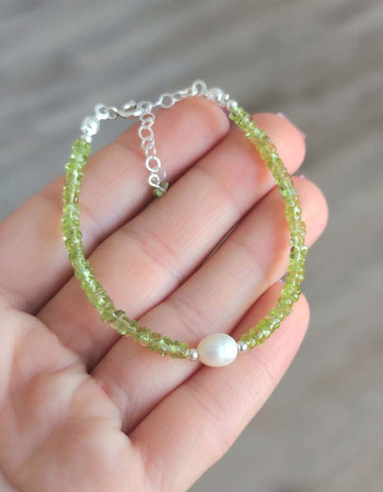 925 Sterling Silver Bracelet , Peridot Stone & White Pearl Bracelet - NO : BR004